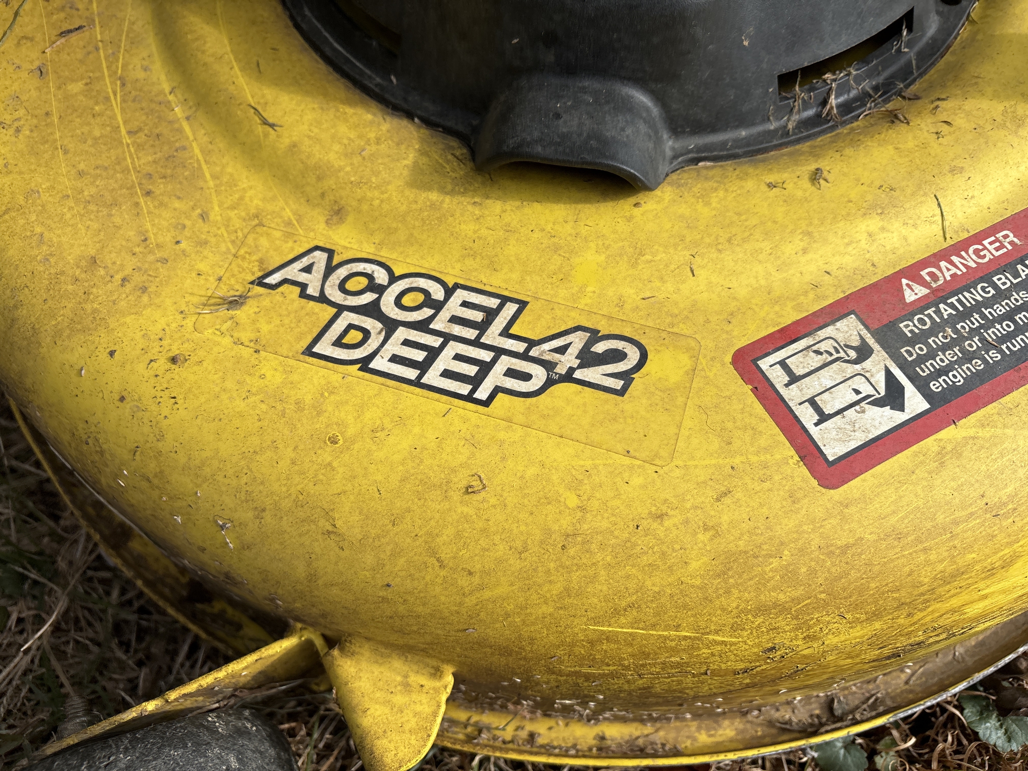 Used 2021 John Deere X354 Lawn & Garden Tractors at Koenig Equipment in Greenville, OH - PhotoXL9