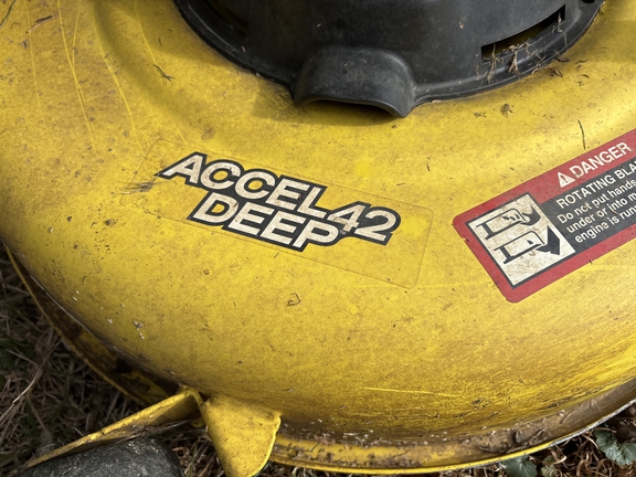 Used 2021 John Deere X354 Lawn & Garden Tractors at Koenig Equipment in Greenville, OH - Photo9