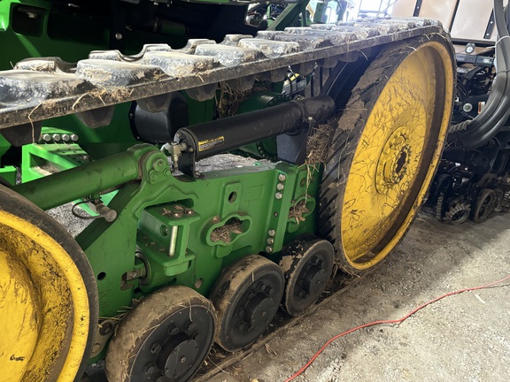 2011 John-Deere 8335RT