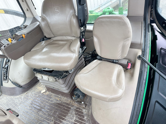 2011 John-Deere 8335RT