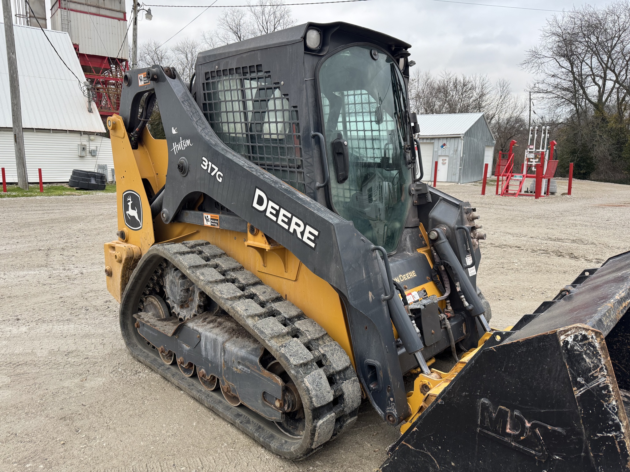 2023 John Deere 317G