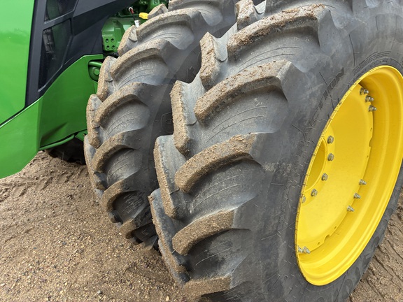 2025 John Deere 8R 370 - Photo11