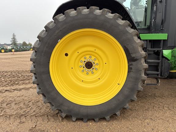 2025 John Deere 8R 370 - Photo17