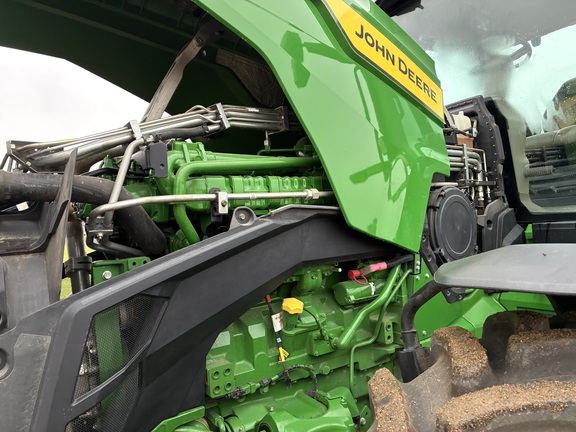 2025 John Deere 8R 370 - Photo30