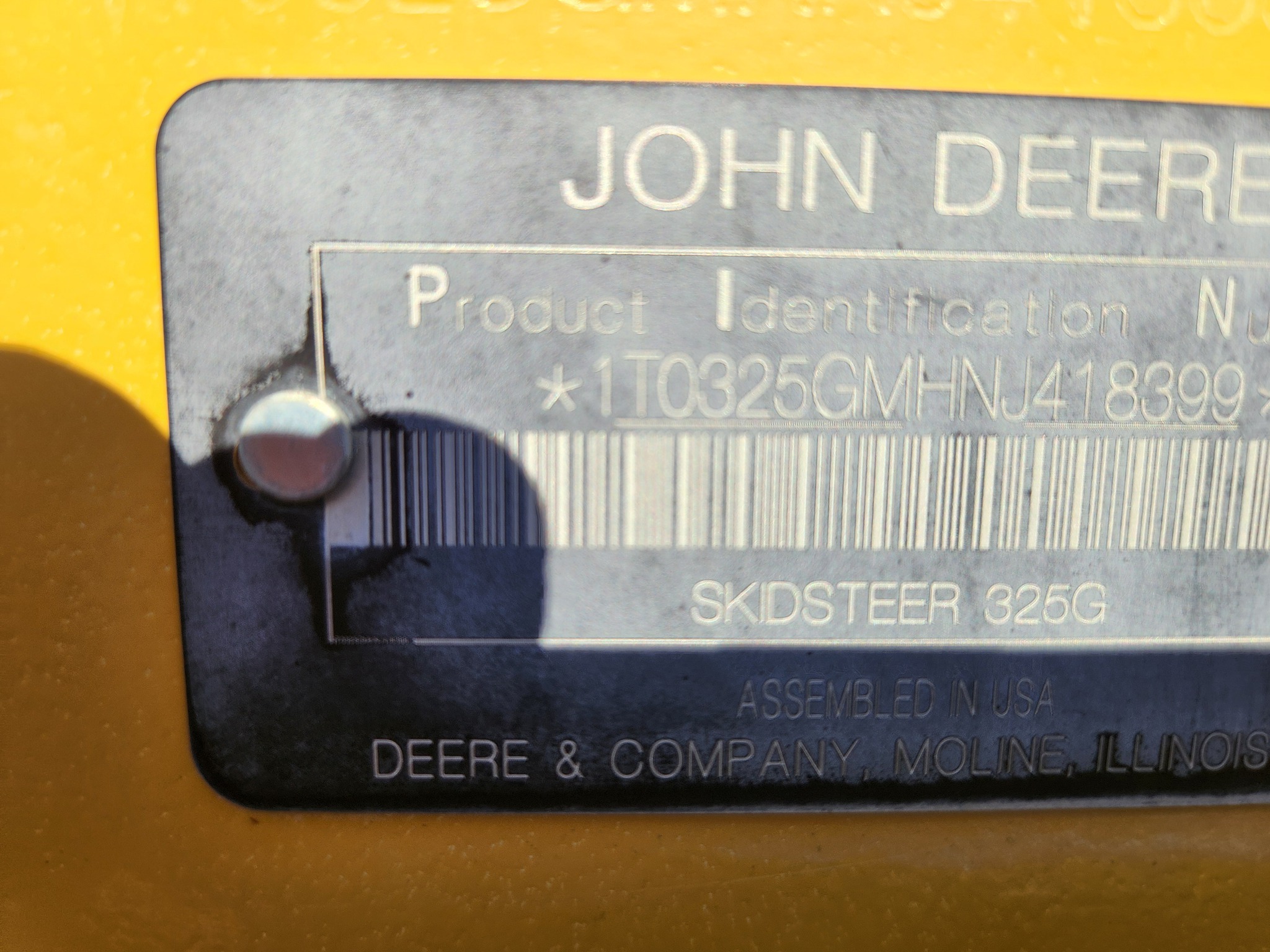 2022 John Deere 325G Image 6
