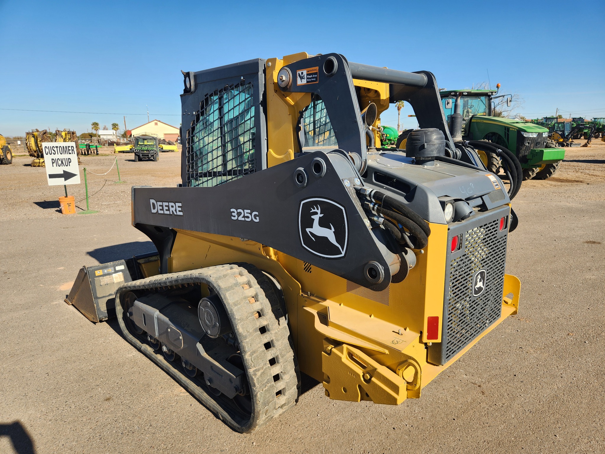 2022 John Deere 325G Image 8