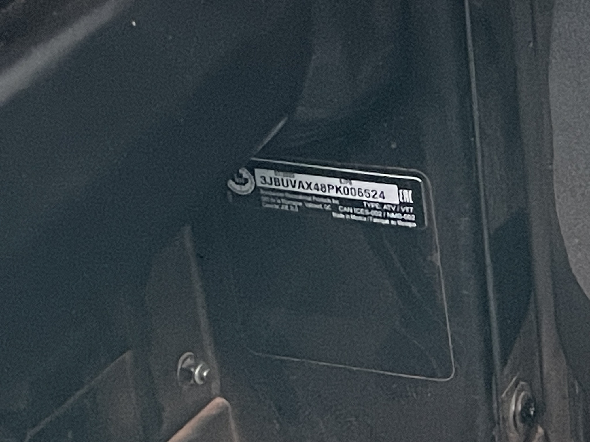 2023 Can-Am Defender Limited Image 2