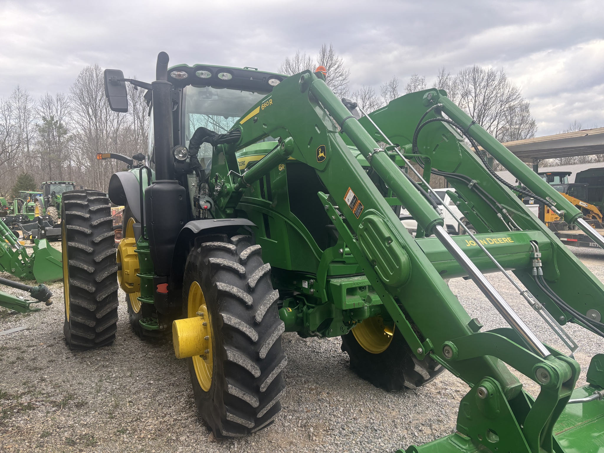 2023 John Deere 6R 175