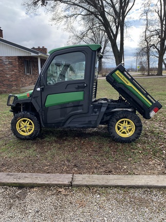 Photo of 2024 John Deere XUV 835R