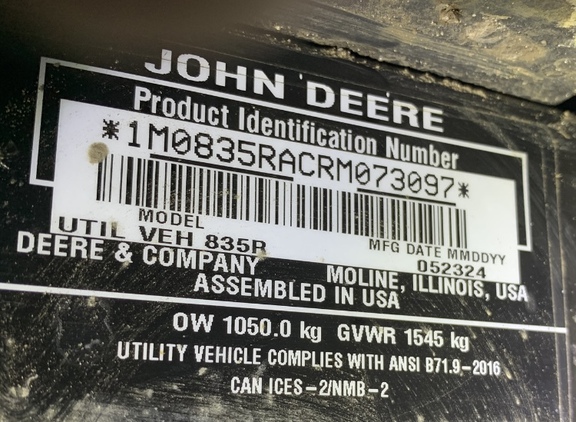 Photo of 2024 John Deere XUV 835R