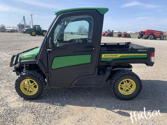 Photo of 2024 John Deere XUV 835R