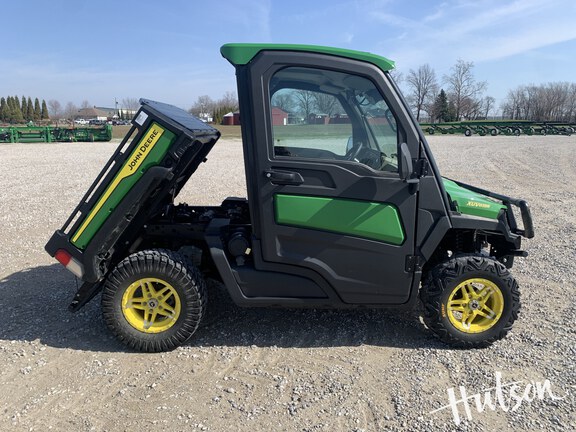 Photo of 2024 John Deere XUV 835R