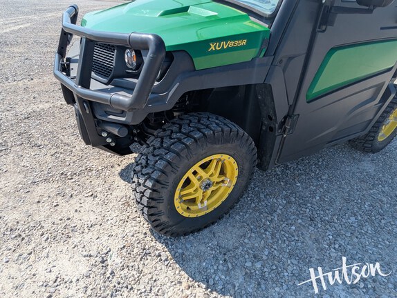 Photo of 2024 John Deere XUV 835R
