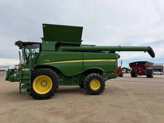 2024 John Deere S770 - Photo6