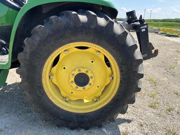2009 John Deere 4320 - Photo16