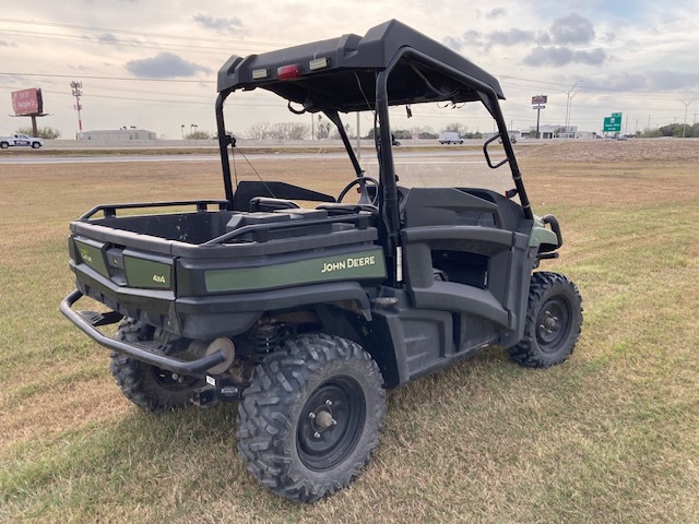 2022 John Deere XUV 590M Image 6