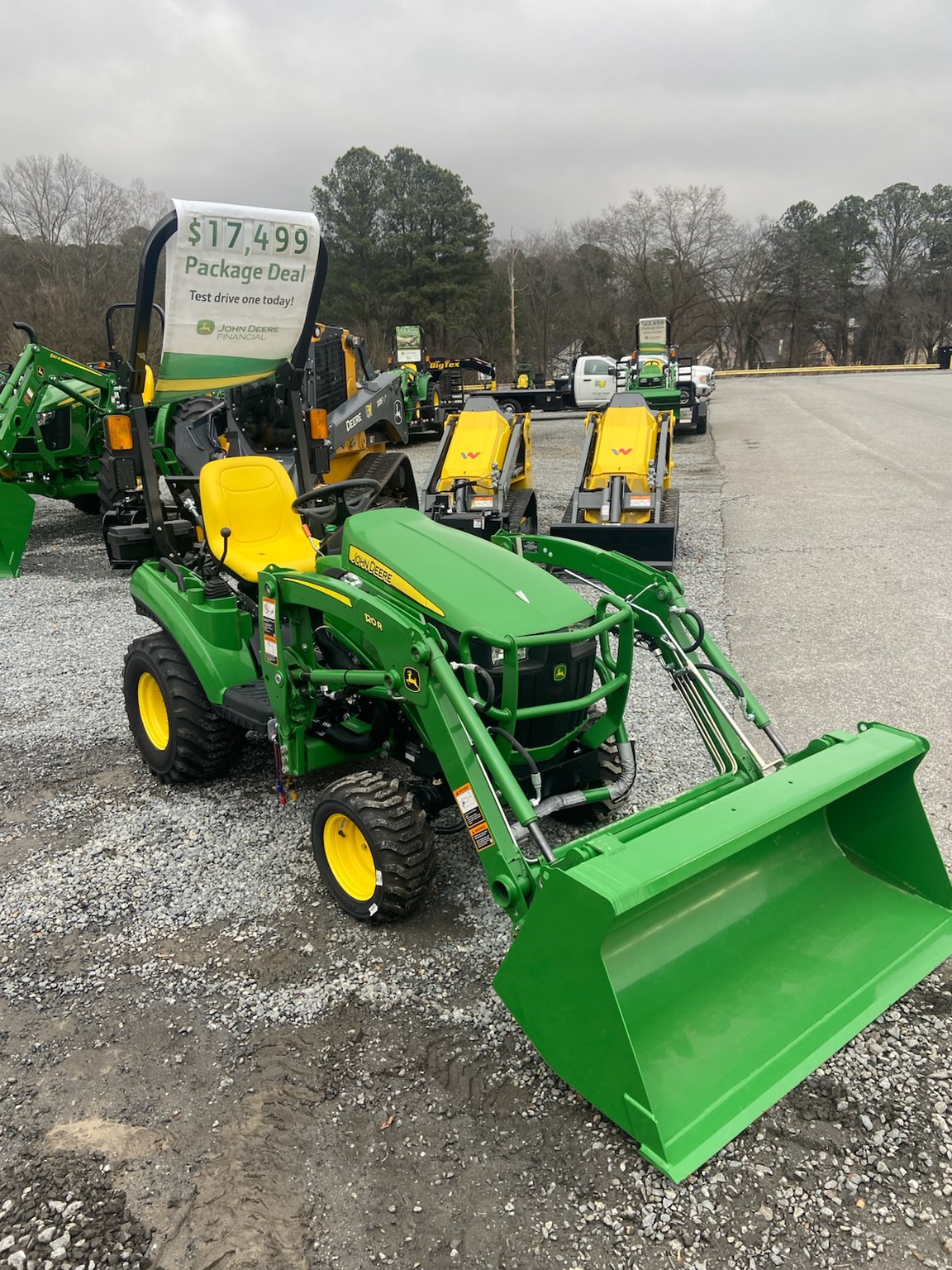 2024 John Deere 1023E Image 2