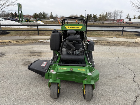 2024 John-Deere Q810E