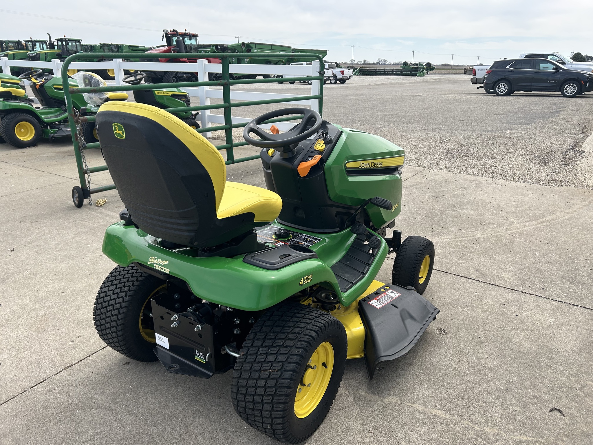  2022 John Deere X354 at Heritage Tractor in Streator, IL
