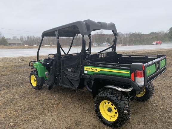 Photo of 2025 John Deere XUV 825M