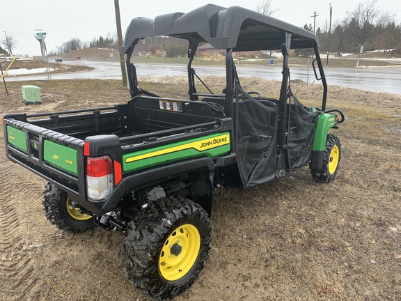 Photo of 2025 John Deere XUV 825M