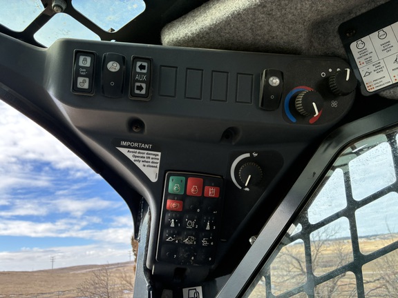 2022 John Deere 325G (26th thumbnail)