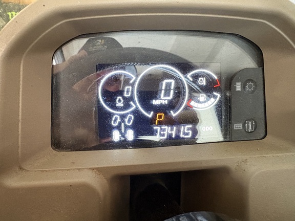 2024 John Deere XUV 835R - Photo12