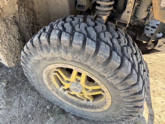 2024 John Deere XUV 835R - Photo11