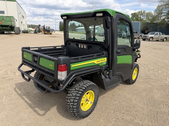 2024 John Deere XUV 835R - Photo3