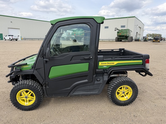 2024 John Deere XUV 835R - Photo6