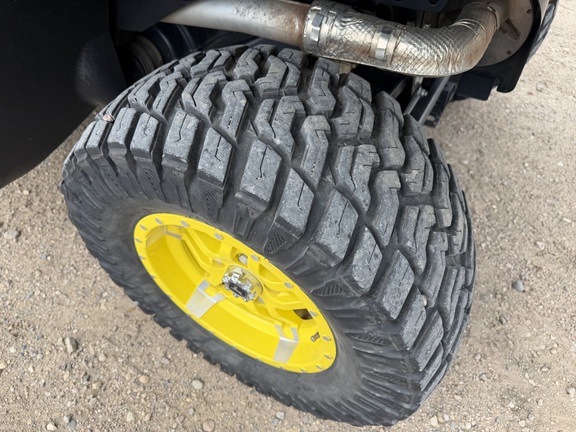 2024 John Deere XUV 835R - Photo14