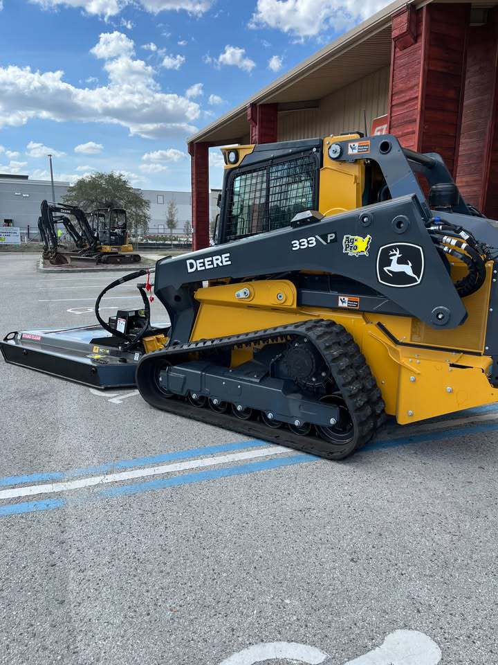 2026 John Deere 333 P Image 4