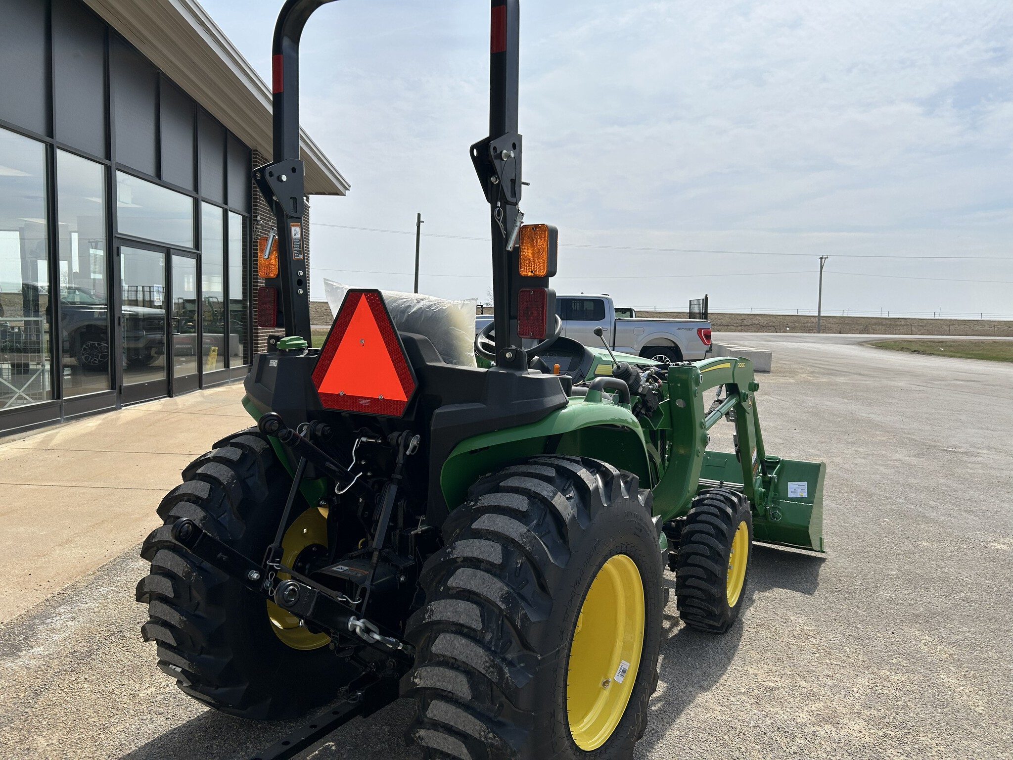 2025 John Deere 3038E at Heritage Tractor in Dixon, IL