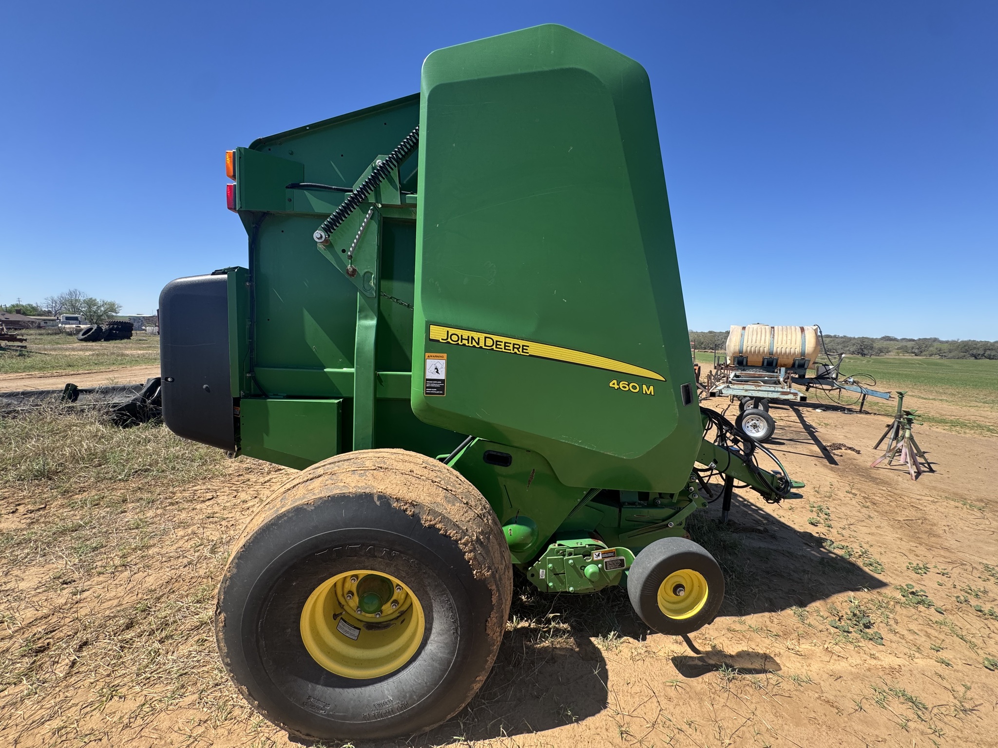 2019 John Deere 460M Image 3