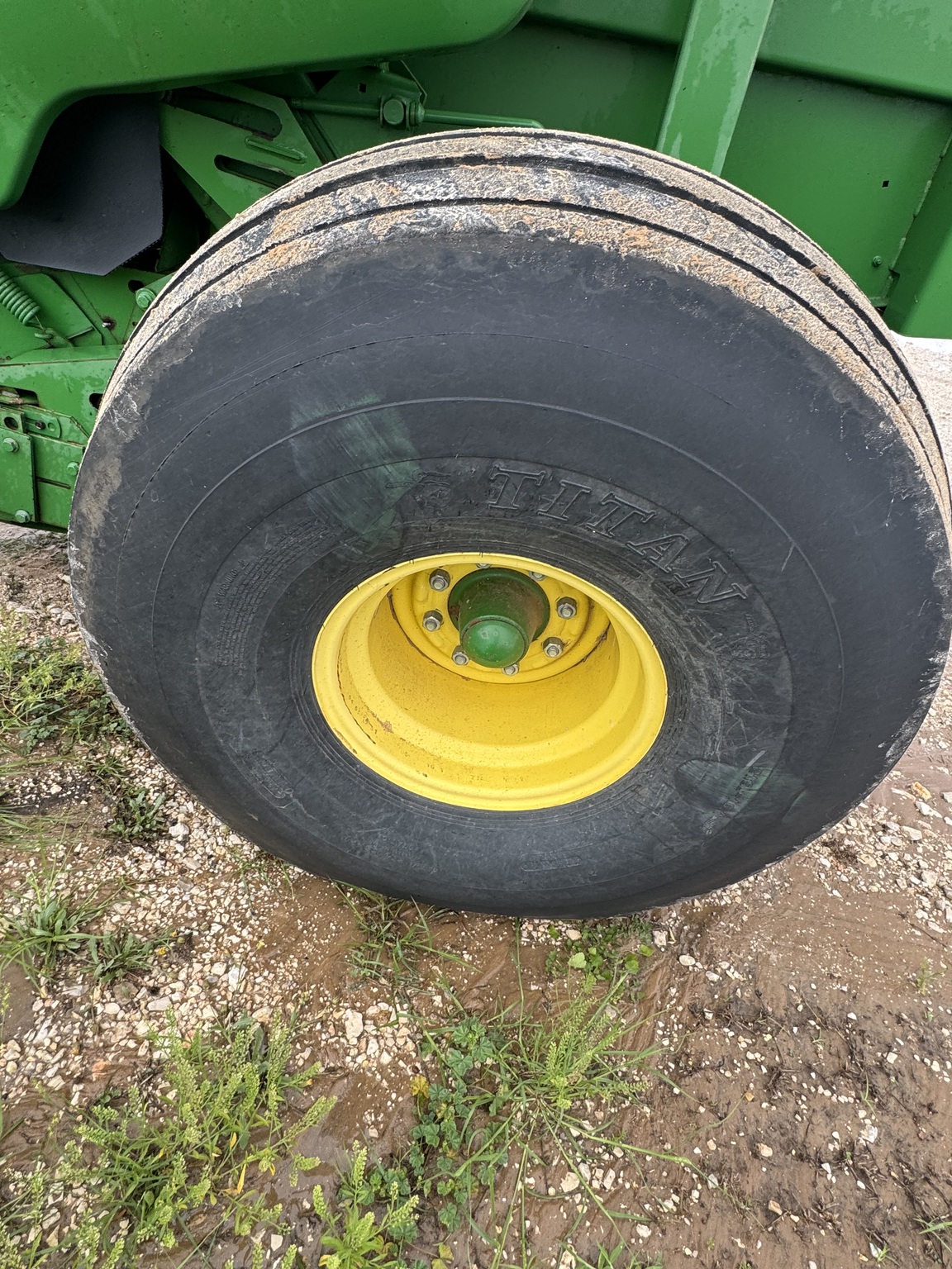 2019 John Deere 460M Image 9