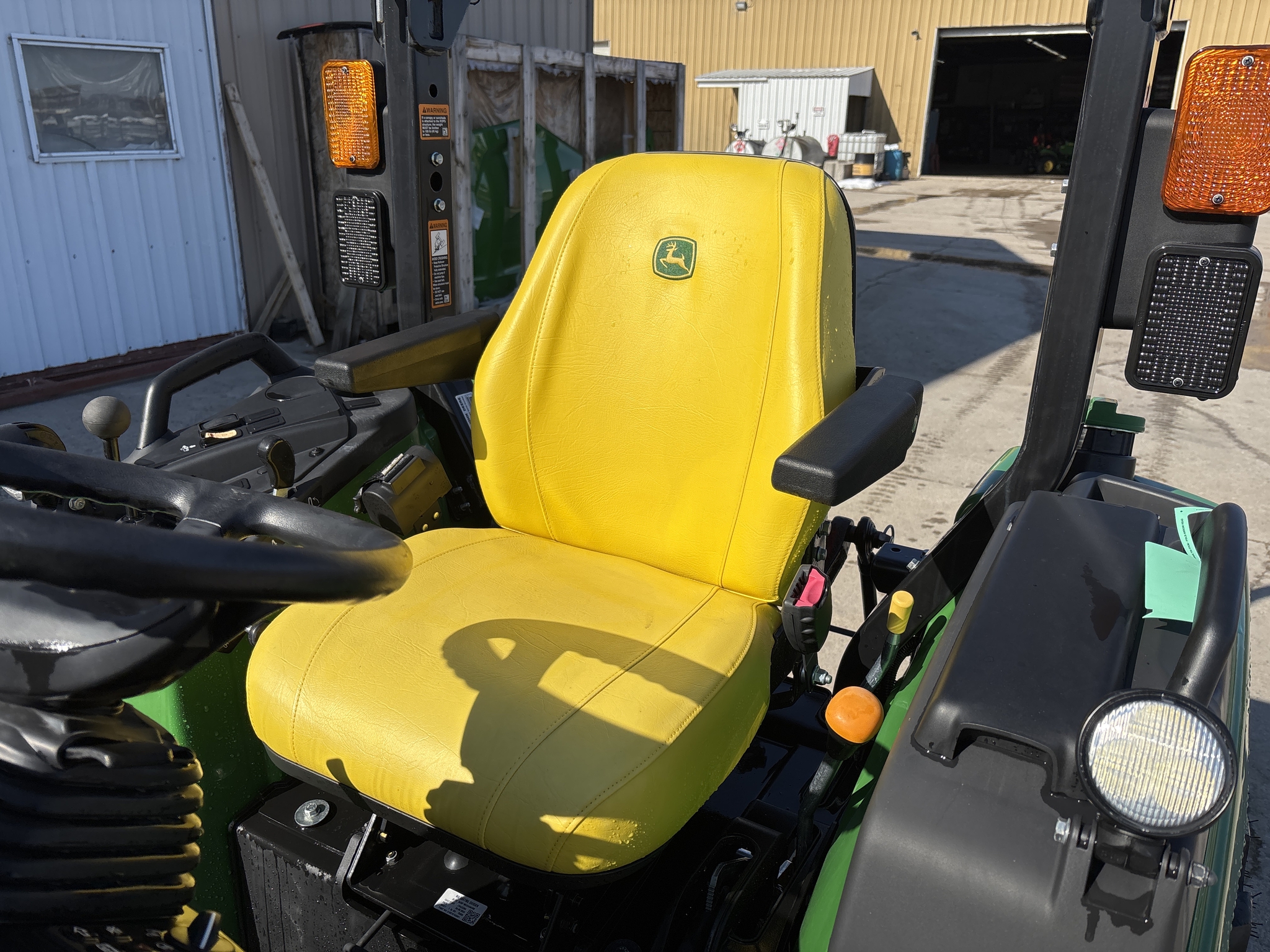 New In-Stock 2025 John Deere 2032R Compact Utility Tractors at Koenig Equipment in Knightstown, IN - PhotoXL16