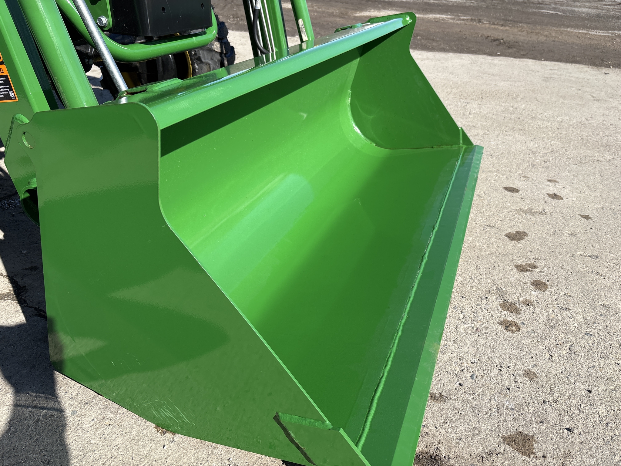 New In-Stock 2025 John Deere 2032R Compact Utility Tractors at Koenig Equipment in Knightstown, IN - PhotoXL18