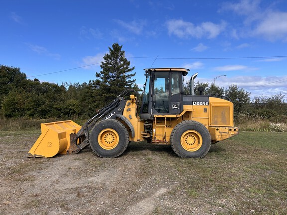 2004 John Deere 444J