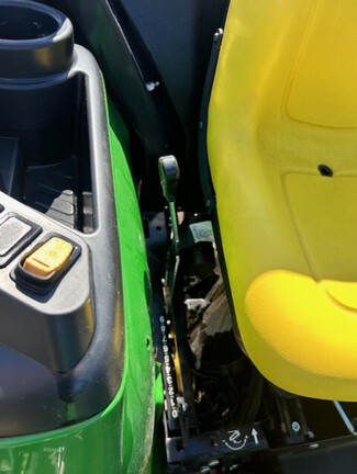 2024 John Deere 3038E (11th thumbnail)