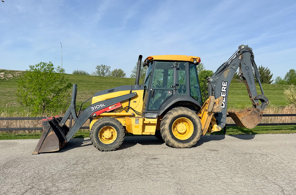 2015 John-Deere 310SL