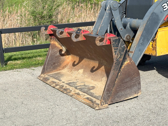 2015 John-Deere 310SL