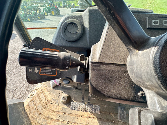 2015 John-Deere 310SL