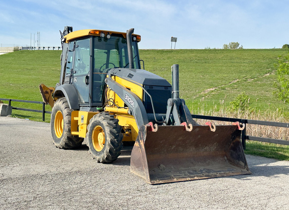 2015 John-Deere 310SL