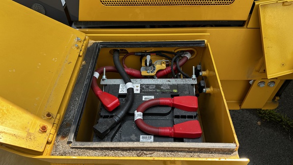2025 John Deere 544 G