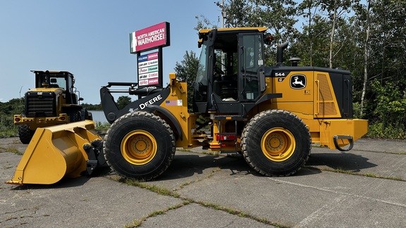 2025 John Deere 544 G