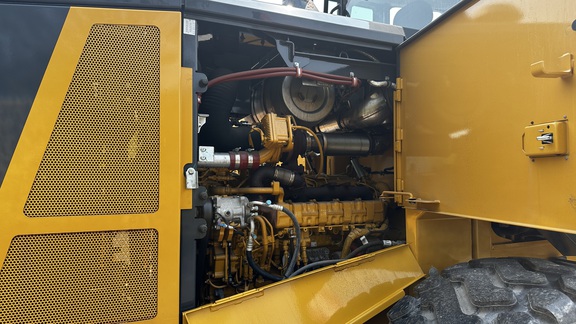 2025 John Deere 544 G