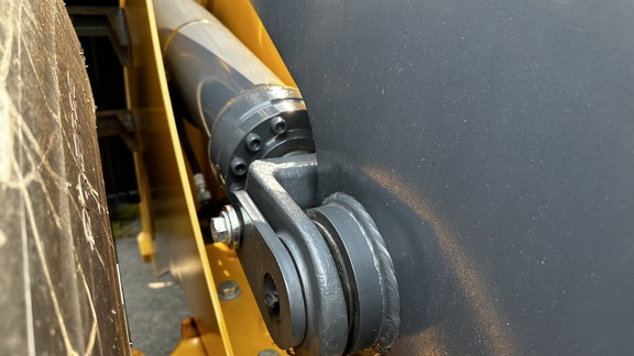 2025 John Deere 544 G