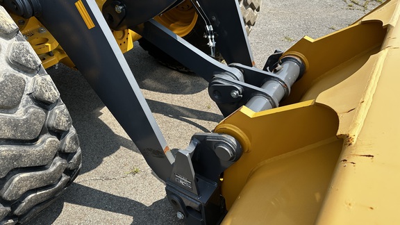 2025 John Deere 544 G