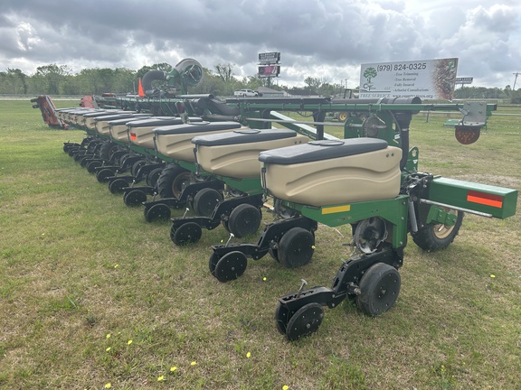 2016 Great Plains 3P4025AH-1238 | Planters: Integral | MachineFinder