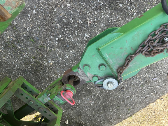 2011 John Deere 2210 - Photo10